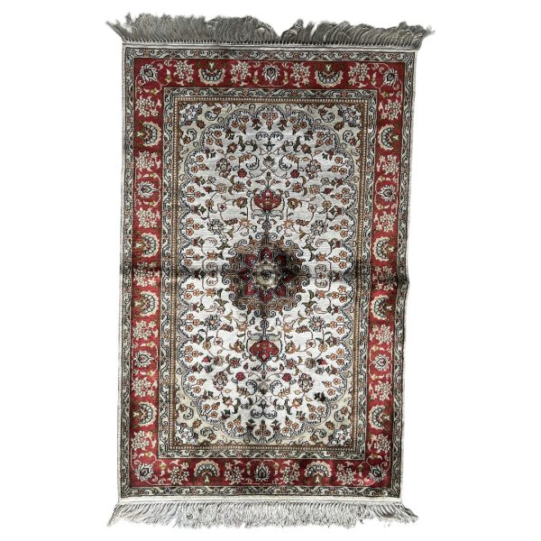 120cm x 80cm Hand-Woven Indian Silk Jaipur Oriental Rug