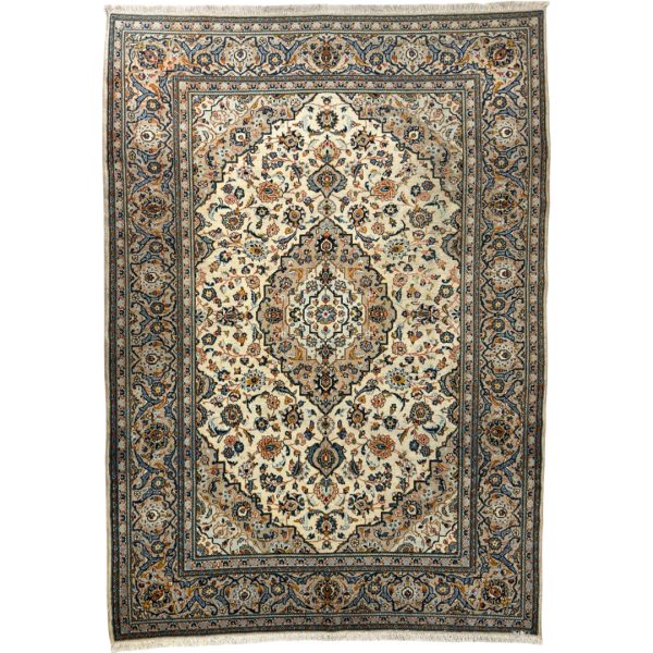 276 x 176 cmClassic Persian Kashan Rug – Ivory Field with Blue Floral Medallion